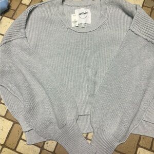 Aerie Women's Light Gray Crew Neck Sweater